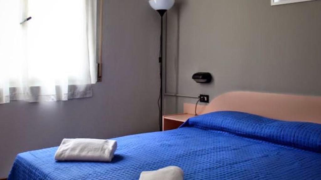 Hotel Laura Ріміні Екстер'єр фото